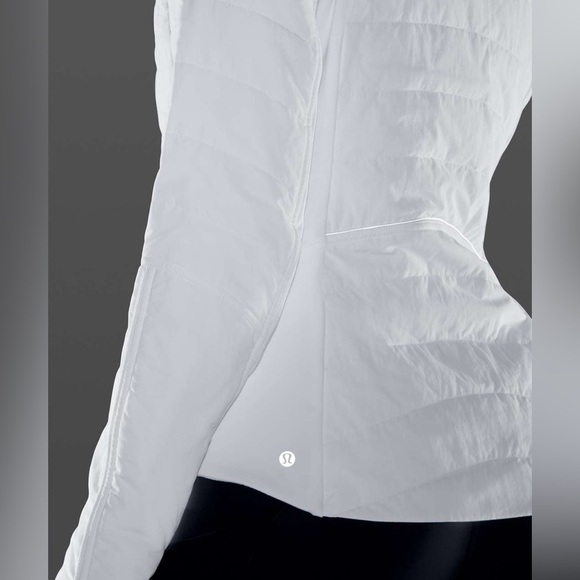 NWT Lululemon Another Mile Jacket White Women's White Hooded Jacket Size 6 - Picture 7 of 10